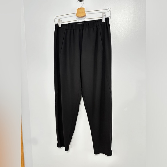 Aritzia | Babaton Dexter Pants | Black, XS (stretchy) - Picture 2 of 3